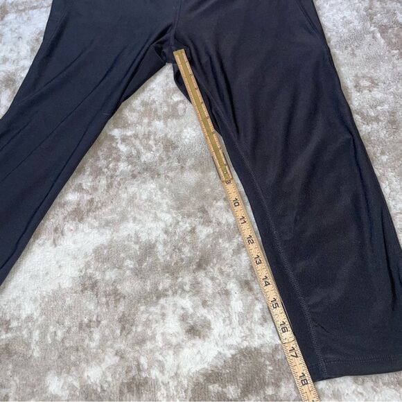 Jockey brand SZ M clack stretch capri yoga pants - Picture 5 of 9
